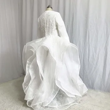Klasična Halja De Mariee O Vratu Appliqued Čipke Dolg Rokav Ogrlicom Arabskem Oblikovanje Poročne Obleke 2018